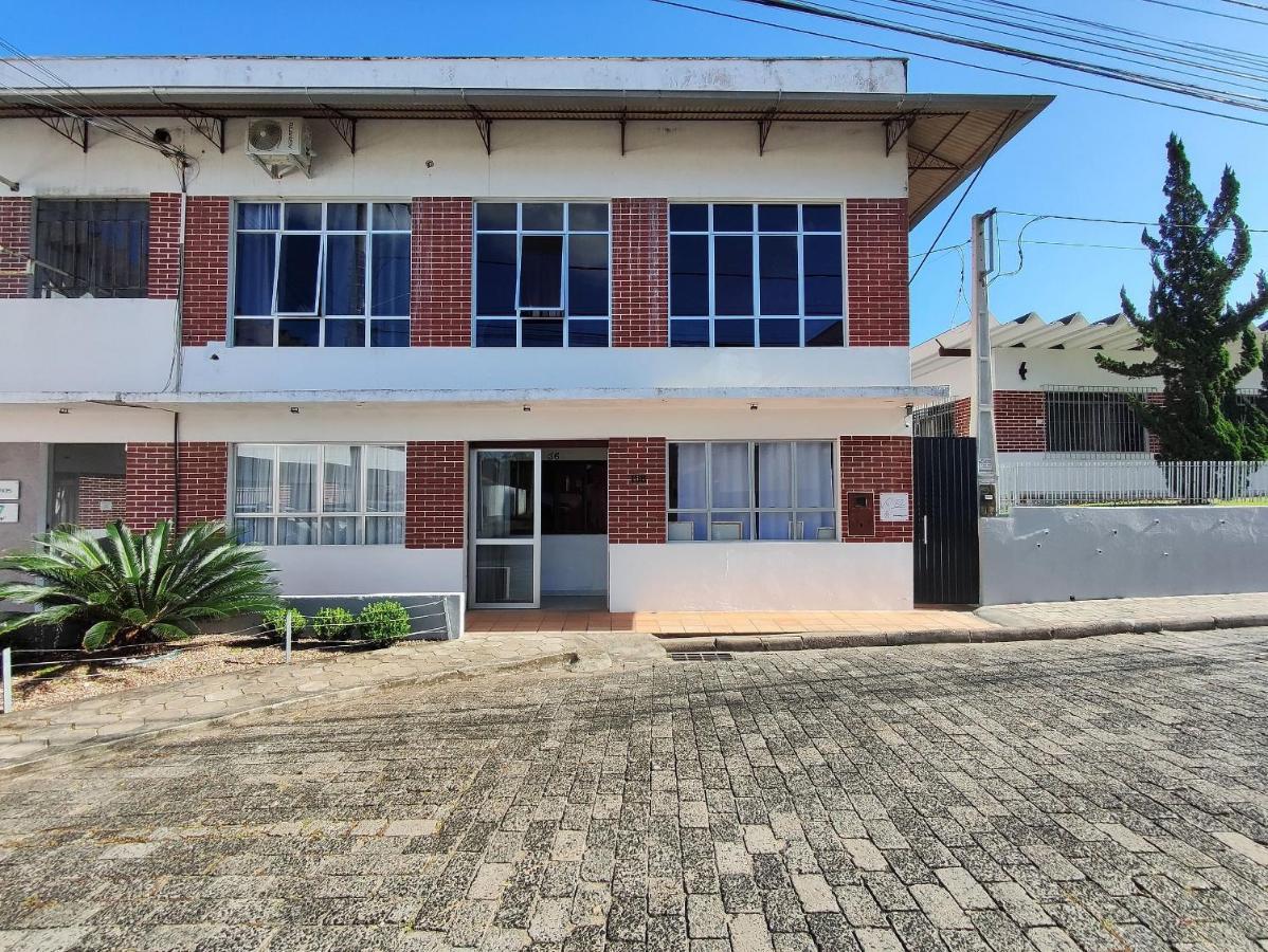 Villa Bilac 01 - Studio Proximo A Vila Germanica ブルメナウ エクステリア 写真